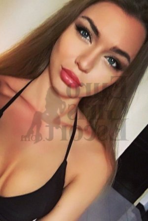 Loma escort girl and happy ending massage