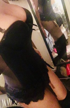 Annabella tantra massage in Mounds View MN